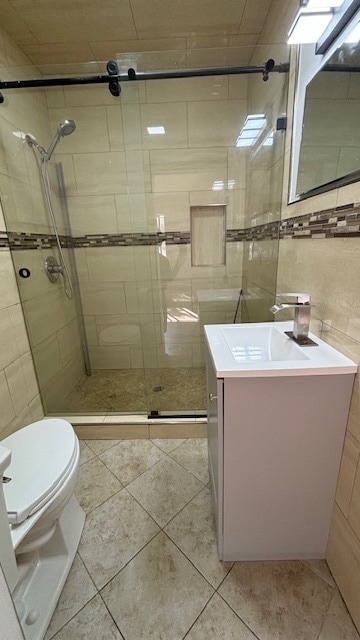 Building Photo - 9704 Sunland Blvd