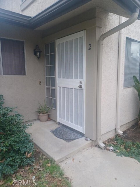 Primary Photo - 2041 Avenida Placida