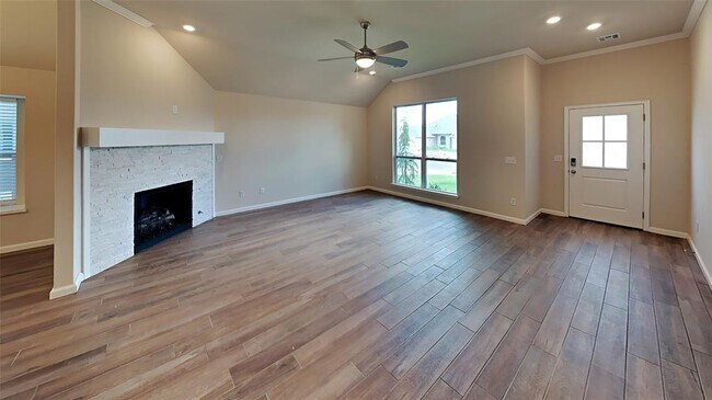 Building Photo - 13909 Bedoya Rd