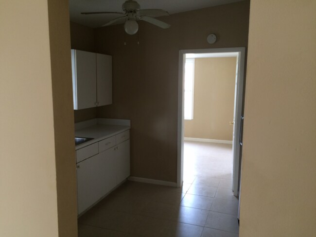 Building Photo - 3060 Key Ln