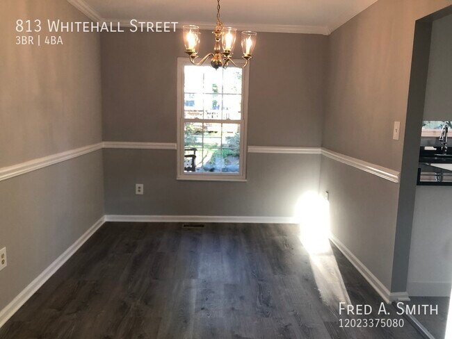 Foto del edificio - 813 Whitehall St