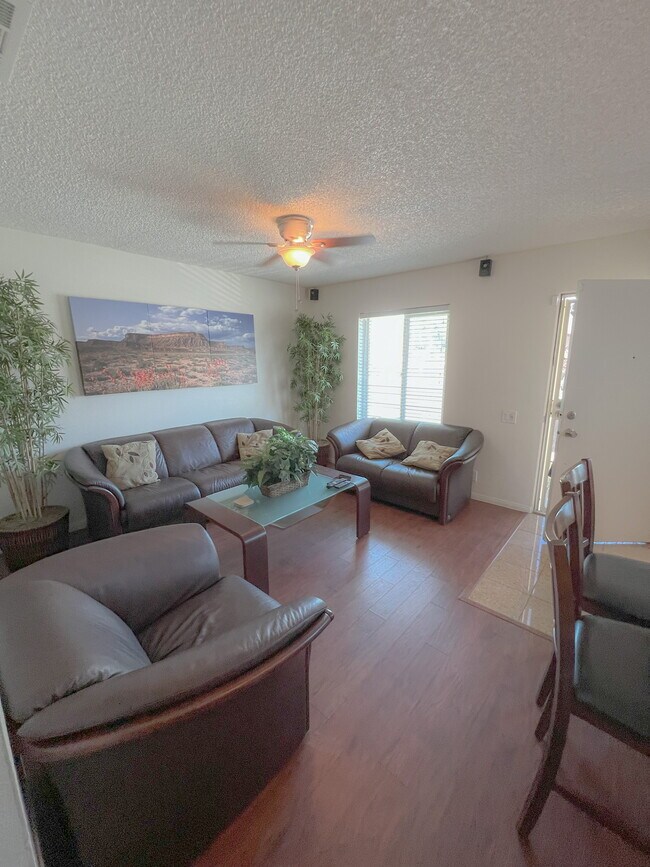 Foto del edificio - 82075 Country Club Dr