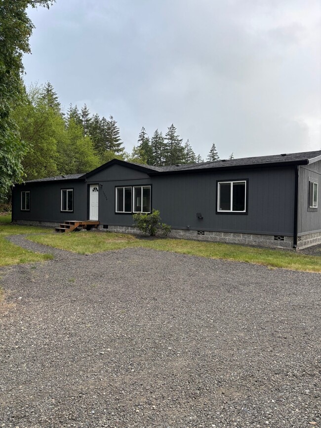 Building Photo - 15054 Glenwood Rd SW