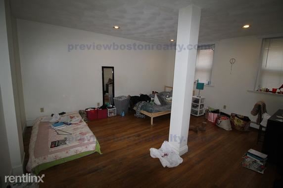 Foto del edificio - 15 Scottfield Rd