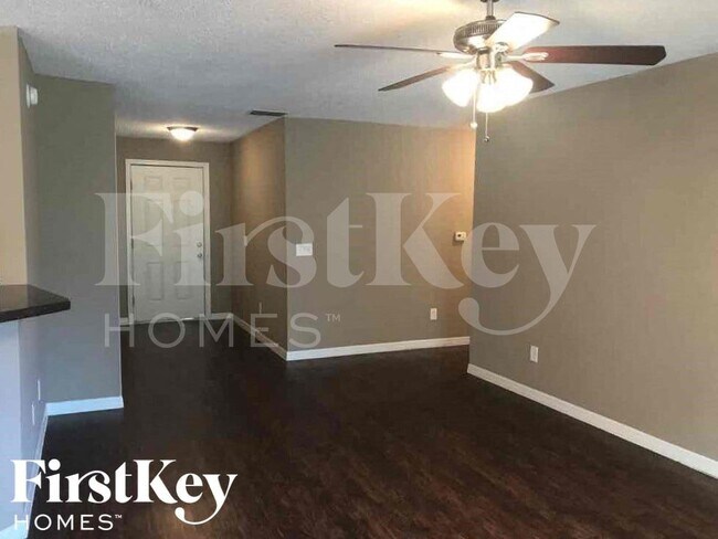 Foto del edificio - 455 Calhoun St