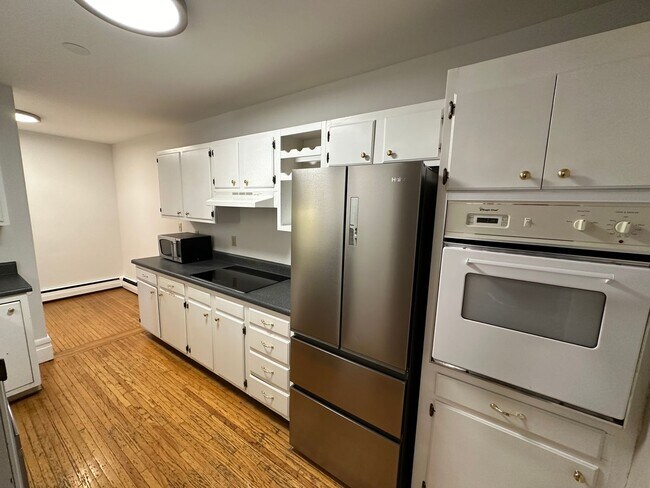 Foto del edificio - Neil Ave 839-843 CR