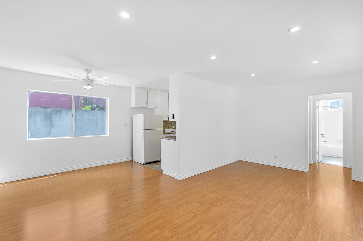 Foto principal - 3901 Tilden Ave