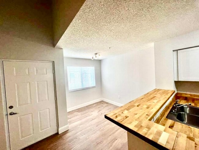 Foto del edificio - 7840 Sonoma Springs Cir