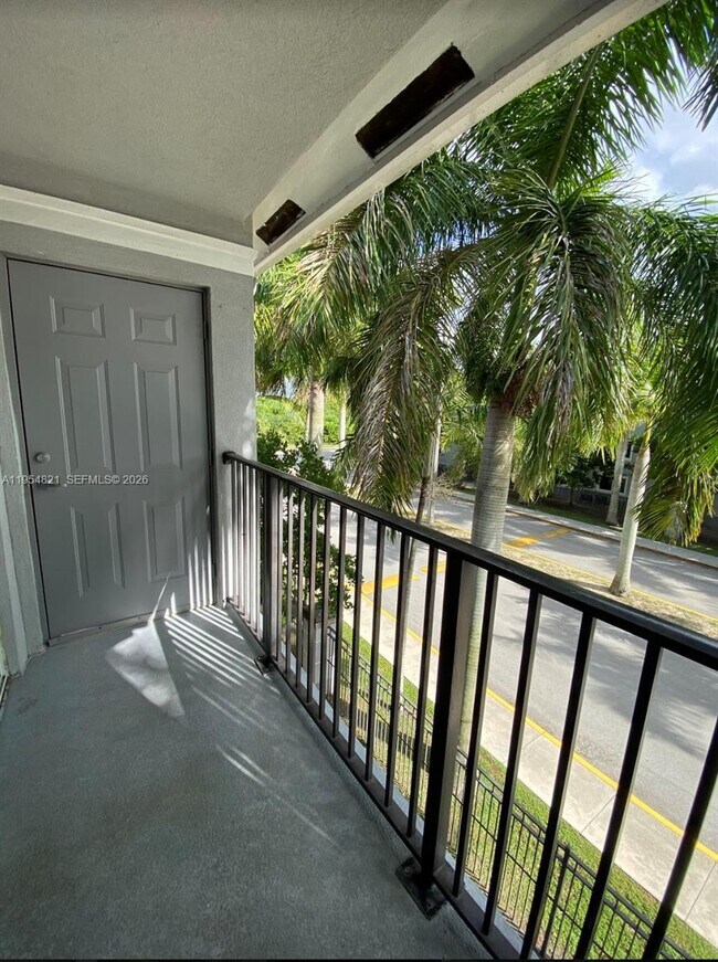 Foto del edificio - 15480 SW 284th St