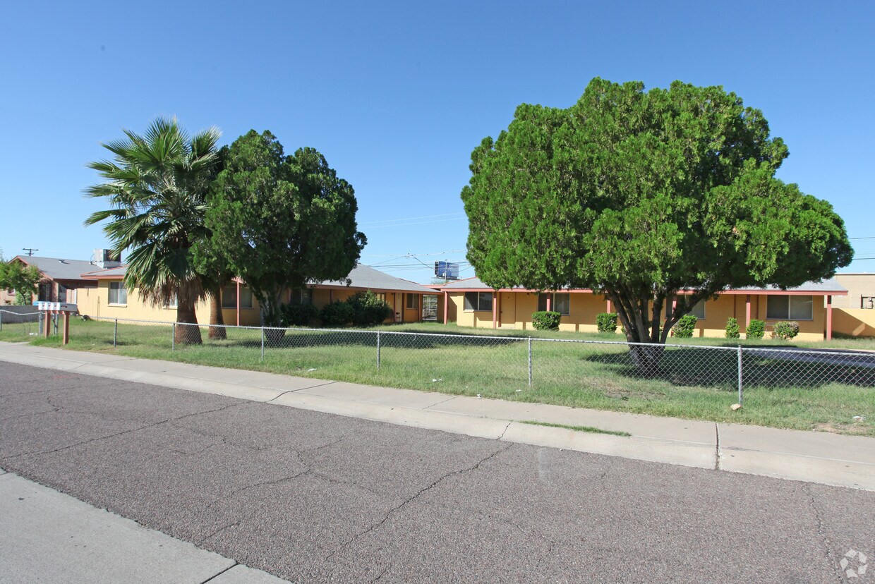 Building Photo - 10034 N 18th Ave