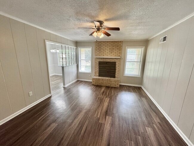 Building Photo - 5373 Wythe Cove