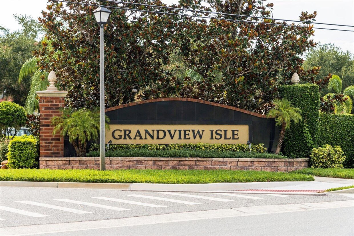 Foto principal - 10137 Fallsgrove St