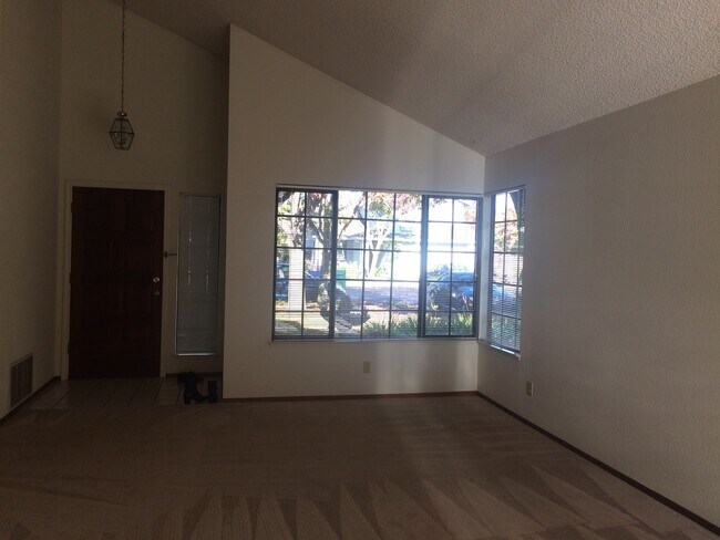 Building Photo - 22 Wexford Pl