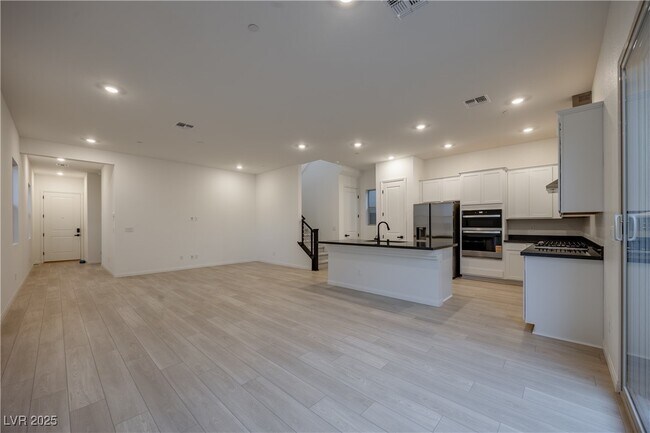 Foto del edificio - 119 Silver Run Ln