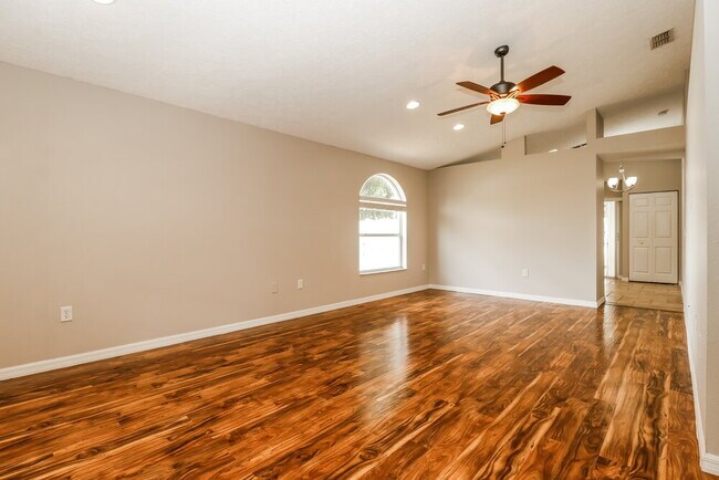 Building Photo - 11635 Leda Ln