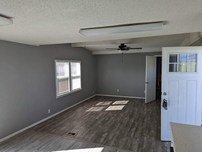 Building Photo - 2842 Shar Ct