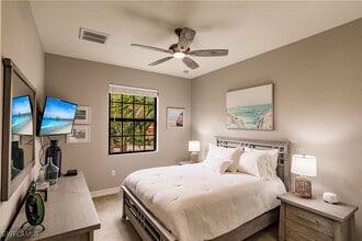 Building Photo - 9081 Albion Ln S