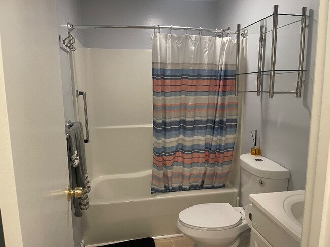 Foto del edificio - 574A Burncoat St