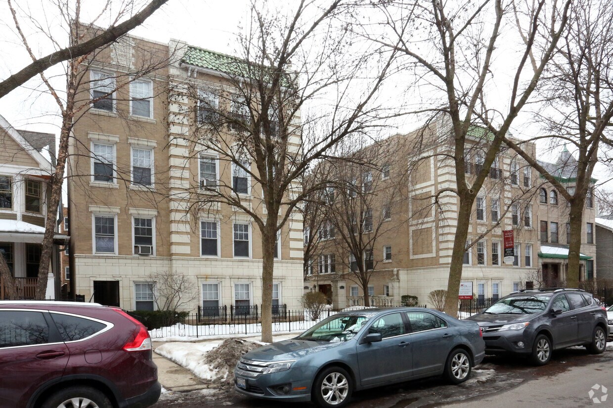 Green Manor Rentals Chicago, IL