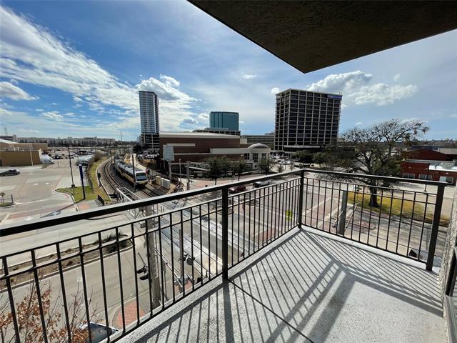 Primary Photo - 5609 SMU Boulevard