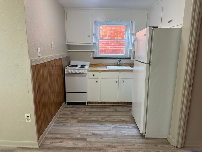 Foto del edificio - 4511 Tioga St NW