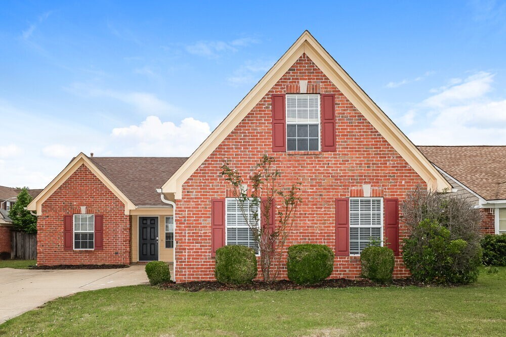 Foto principal - 10698 Ridgefield Dr