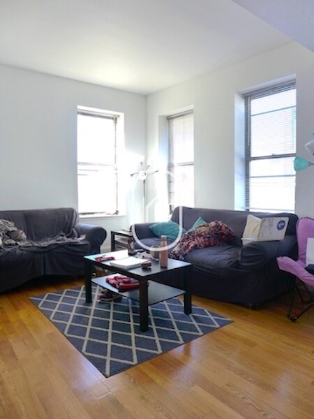 Foto del edificio - 764 Columbus Ave