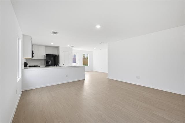 Building Photo - 1625 Parlier St