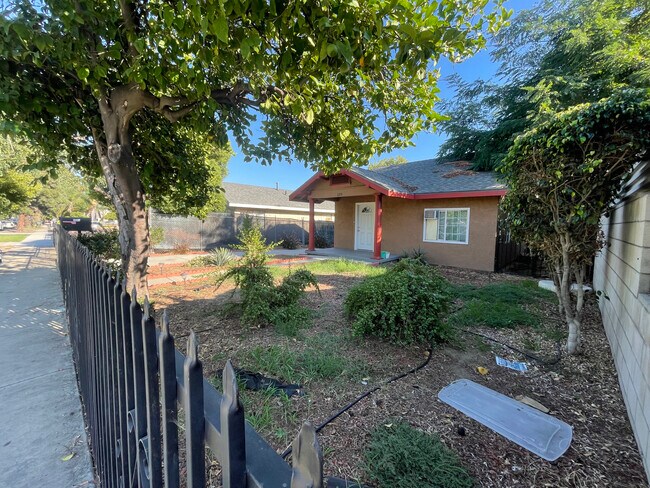 Property Front 2 - 130 E California St