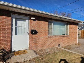 Building Photo - 1535 Hot Springs Ave