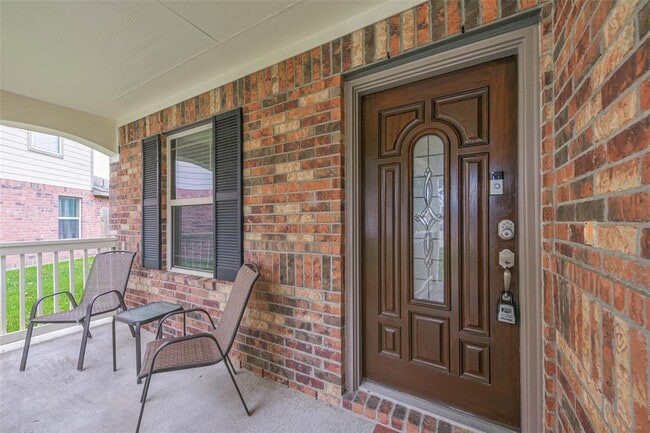 Foto del edificio - 13706 Drakeford Ct