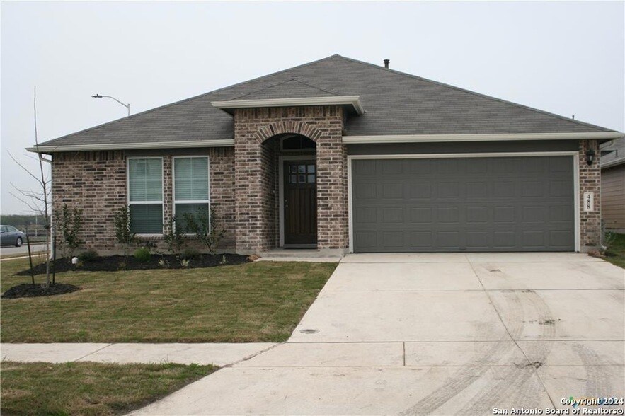 Primary Photo - 488 Mallow Dr