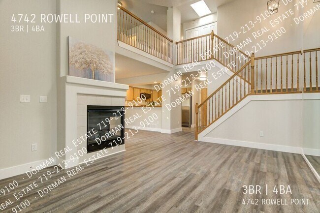 Foto del edificio - 4742 Rowell Point