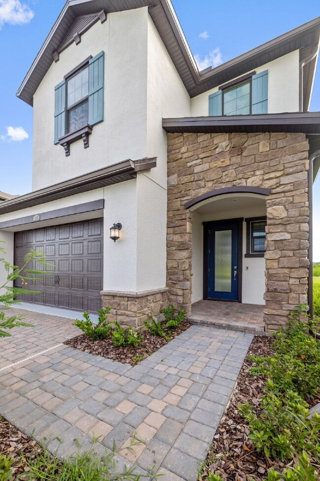 Foto del edificio - Estancia gated community 4-Bed Oasis with ...