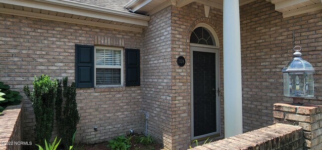 Building Photo - 1139 Island Cove
