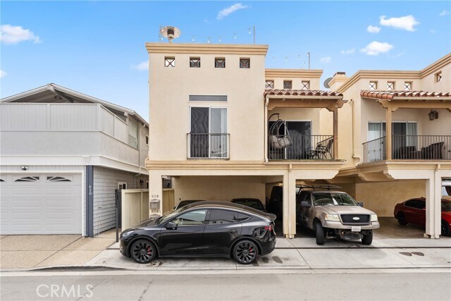 Foto principal - 608 Clubhouse Ave