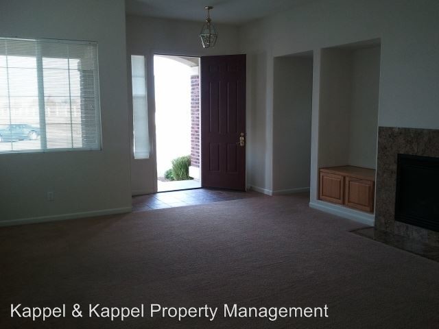 Building Photo - 3 br, 2.5 bath House - 1648 Hickam Court