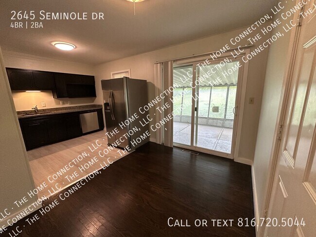Foto del edificio - 2645 Seminole Dr