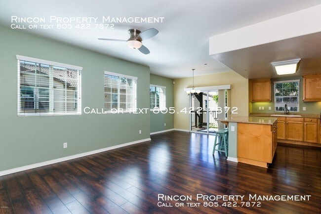 Building Photo - 3 Bedroom Riverpark Home Available October 18