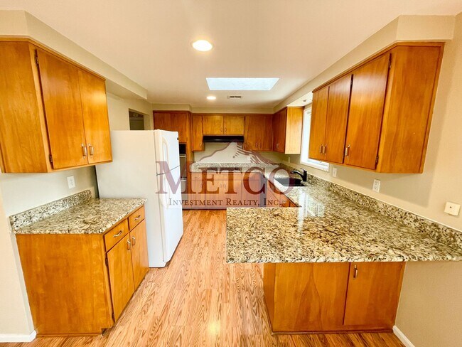 Building Photo - 07802