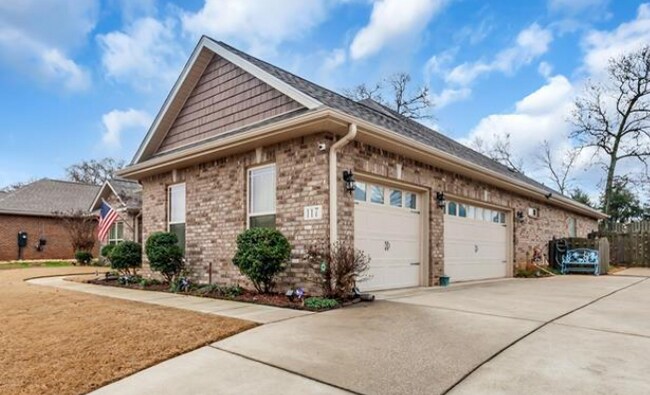 Foto del edificio - 117 Chesnut Heath Ct