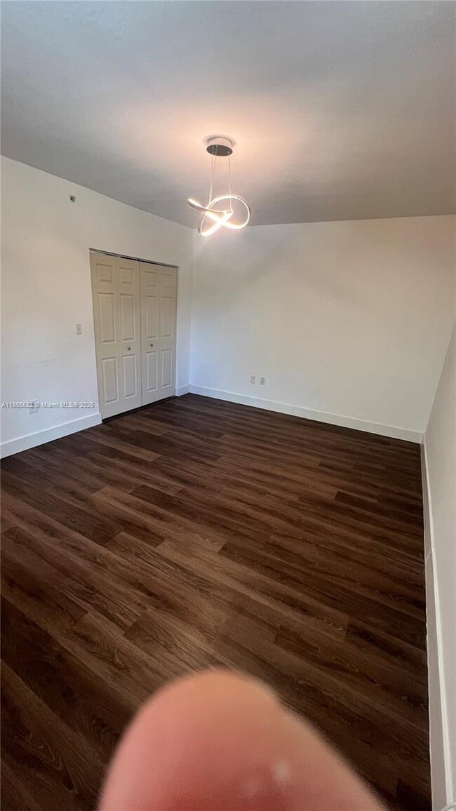 Foto del edificio - 2775 NE 187th St