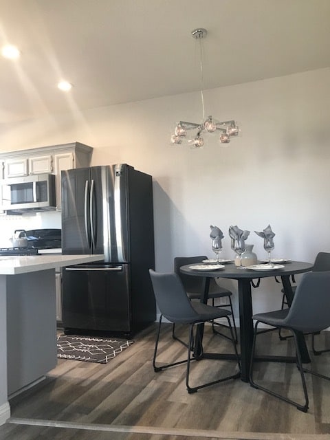 COMIDAS COMBINADAS - 2201 Ramsgate Dr