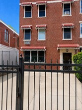 Building Photo - 866 Fairmount Pl