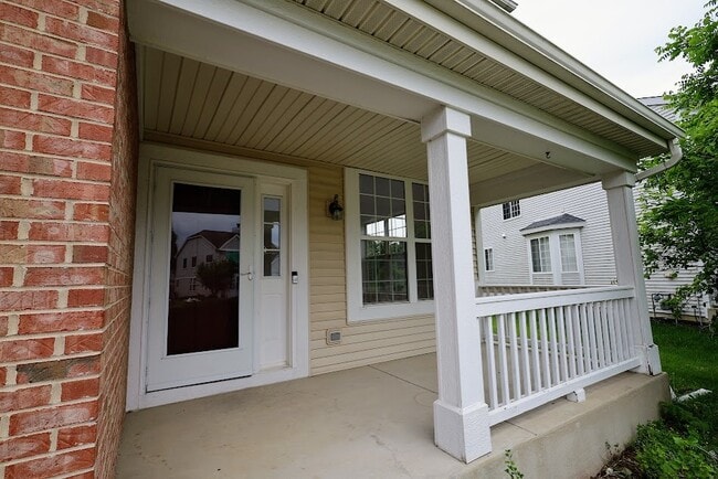 Building Photo - 771 S Sienna Dr