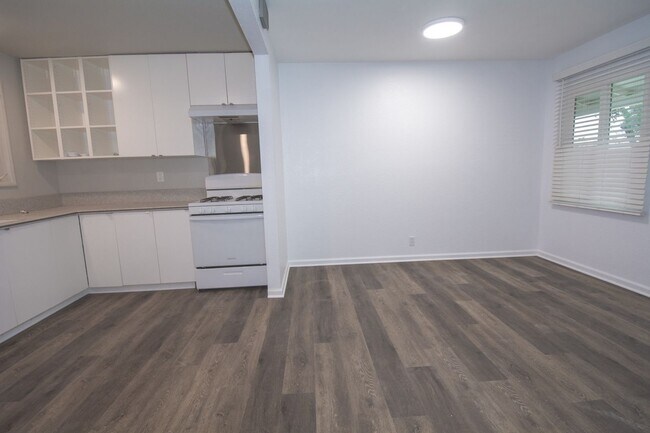 Foto del edificio - 1560 Goodlett St