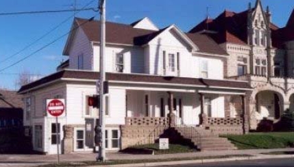Primary Photo - 302 S Washington St