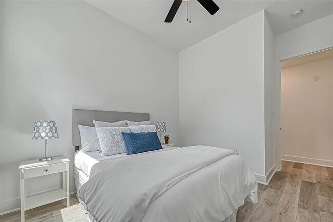 Foto del edificio - 9306 Arledge St
