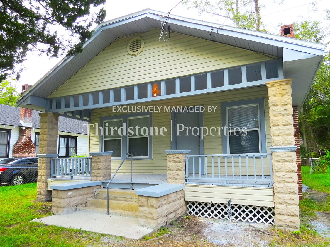 Primary Photo - 2899 Dignan St