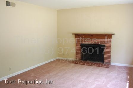 Building Photo - 4736 Rustic Rd